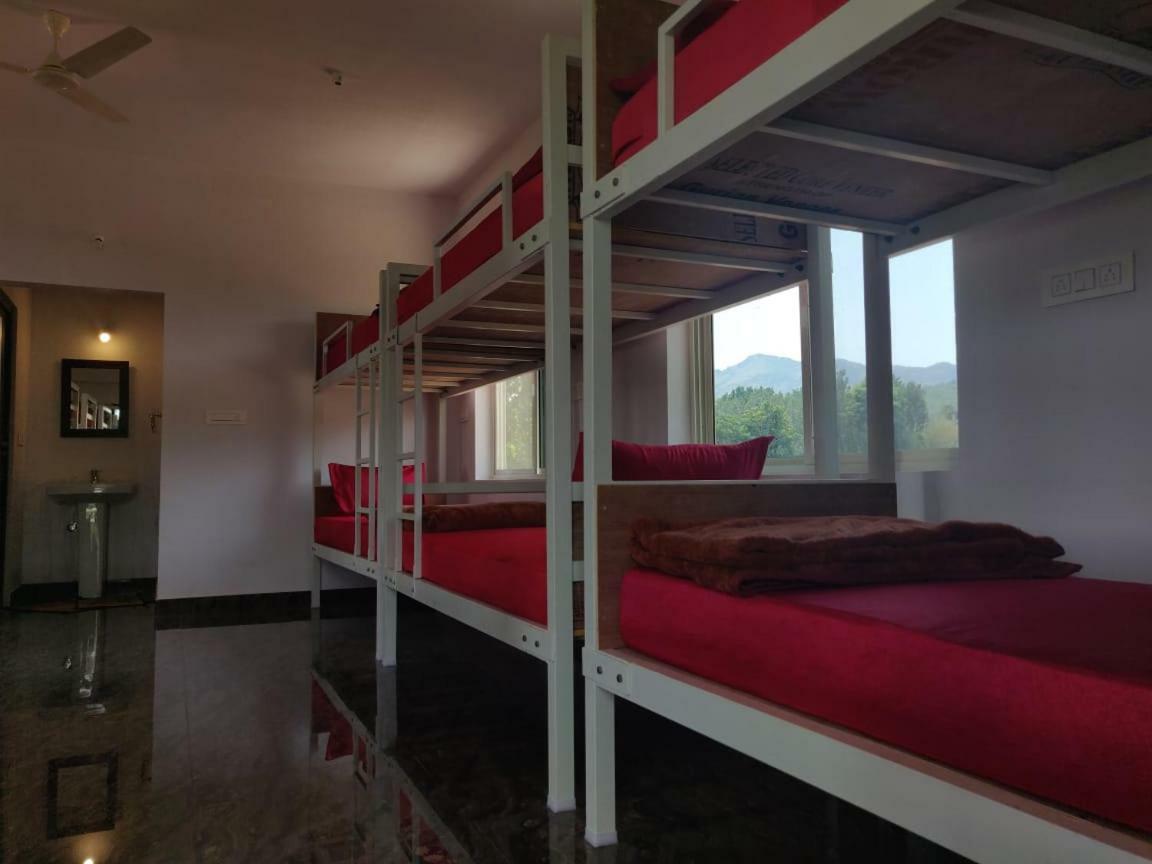 Trippr Chikkamagaluru Hostel Chikmagalūr Екстериор снимка